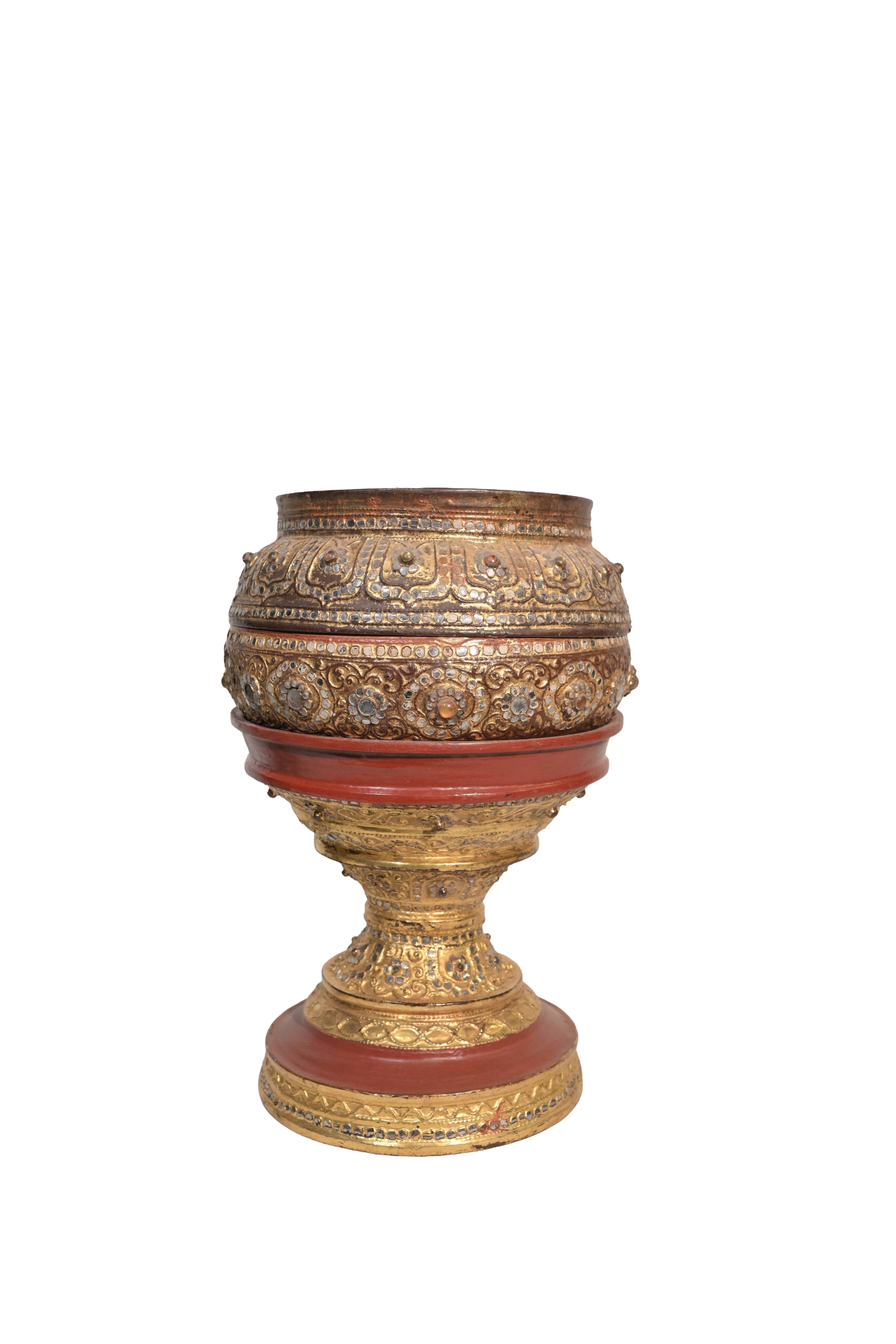 Ornate Gold Pedestal Bowl