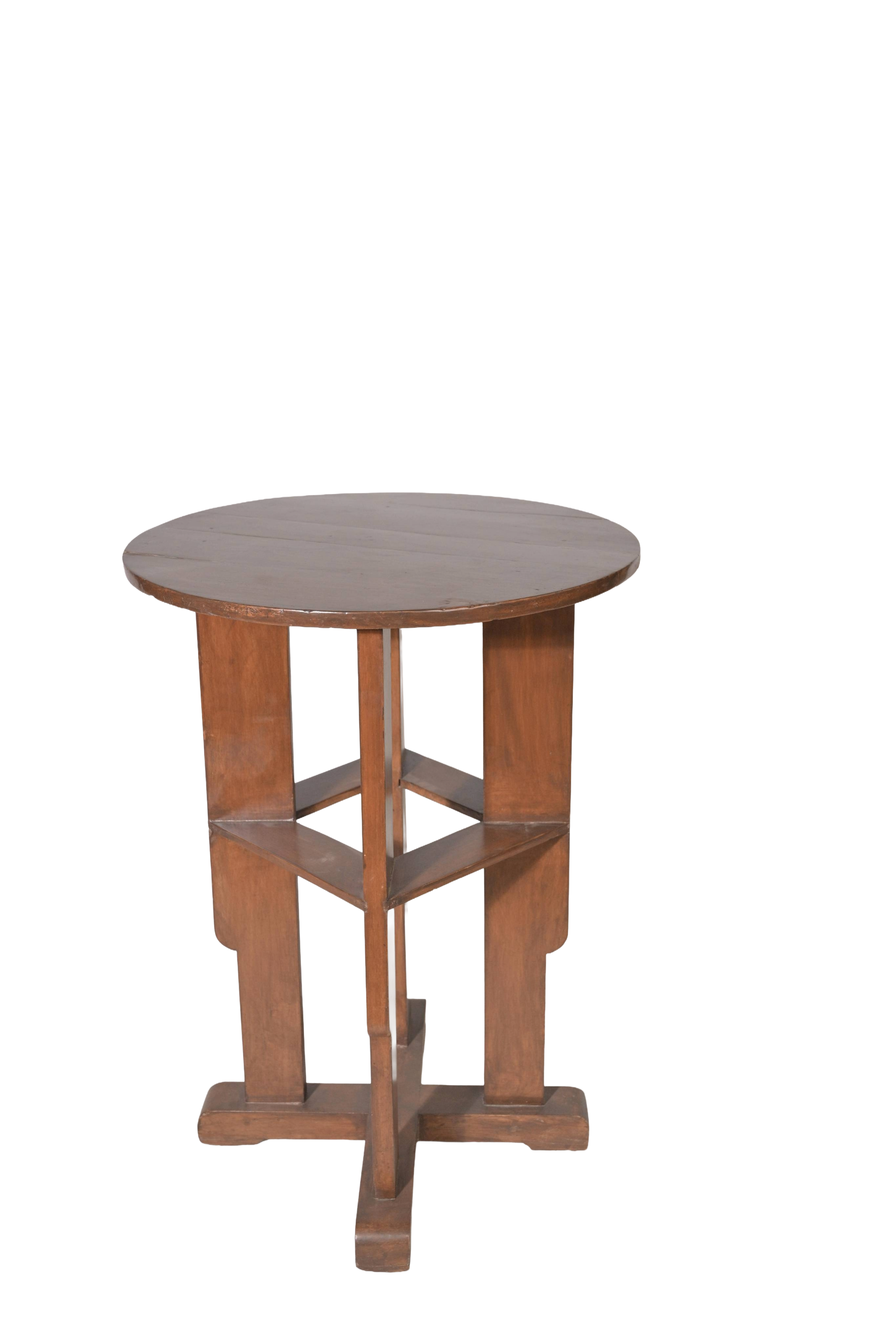 Atelier Arc Round Accent Table