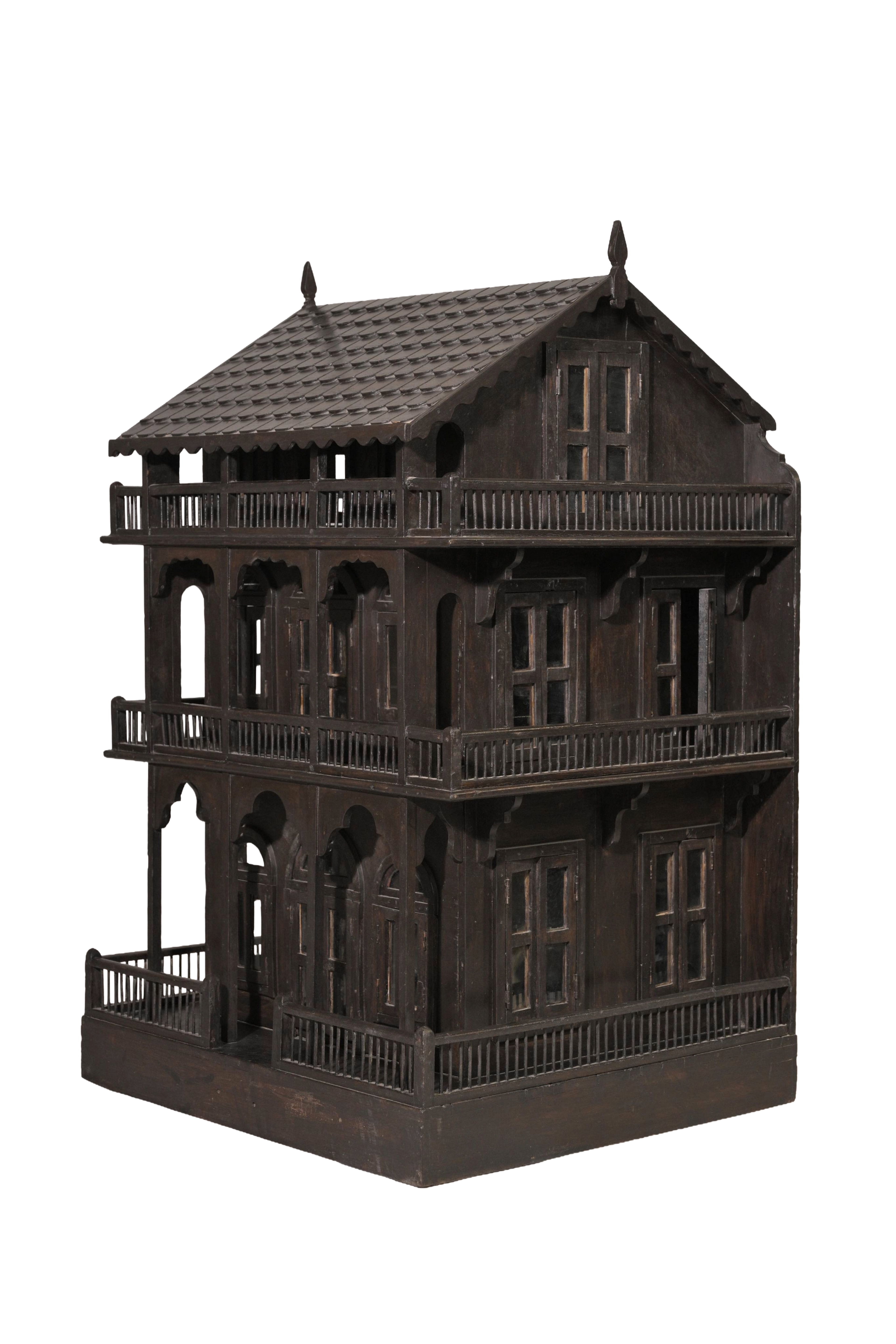 Vintage Wooden Mansion Showcase