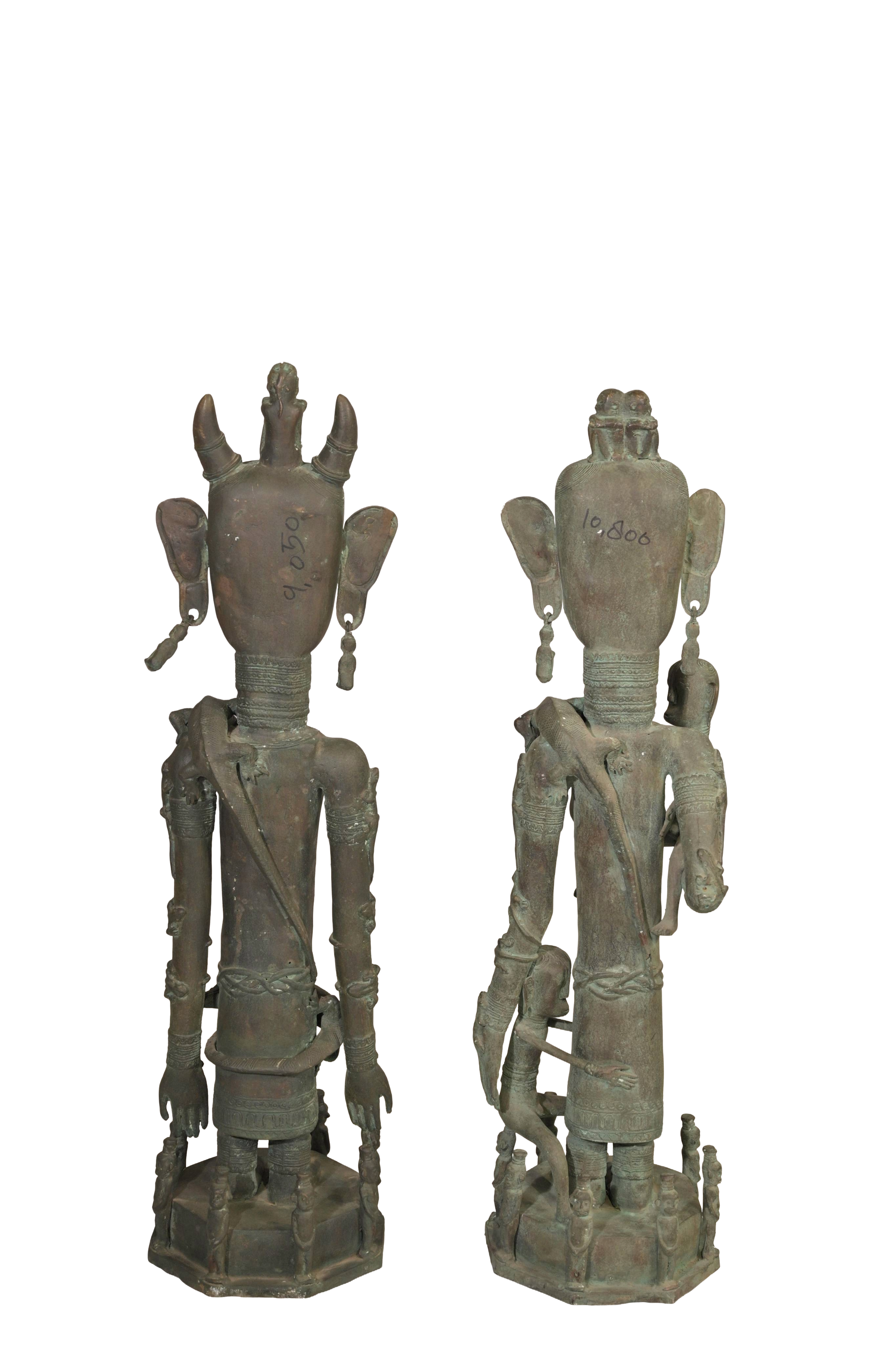 Timor Bronze Royal Figures Sculpture Duo