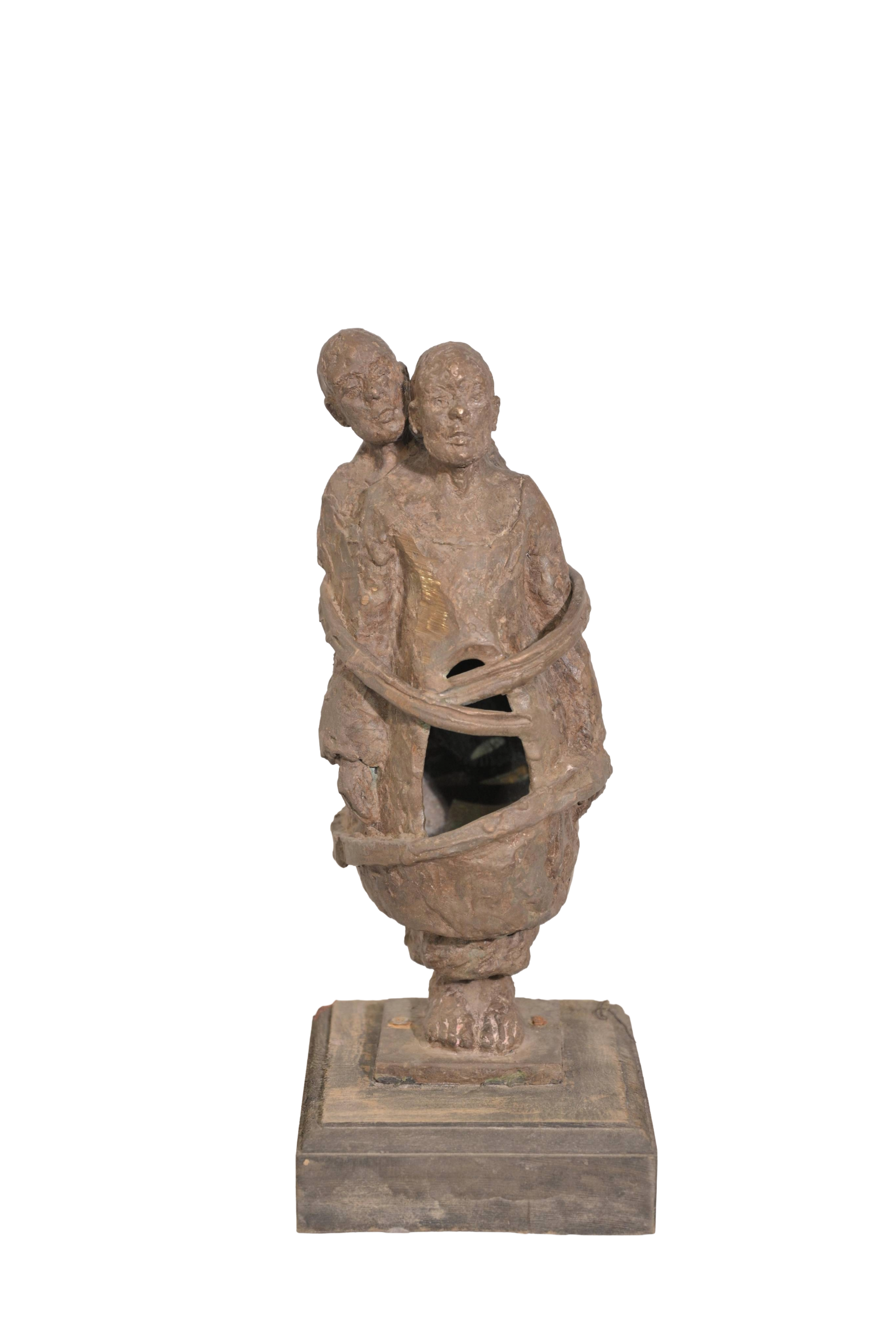 Contemporary Couple Bronze Art Sculpture