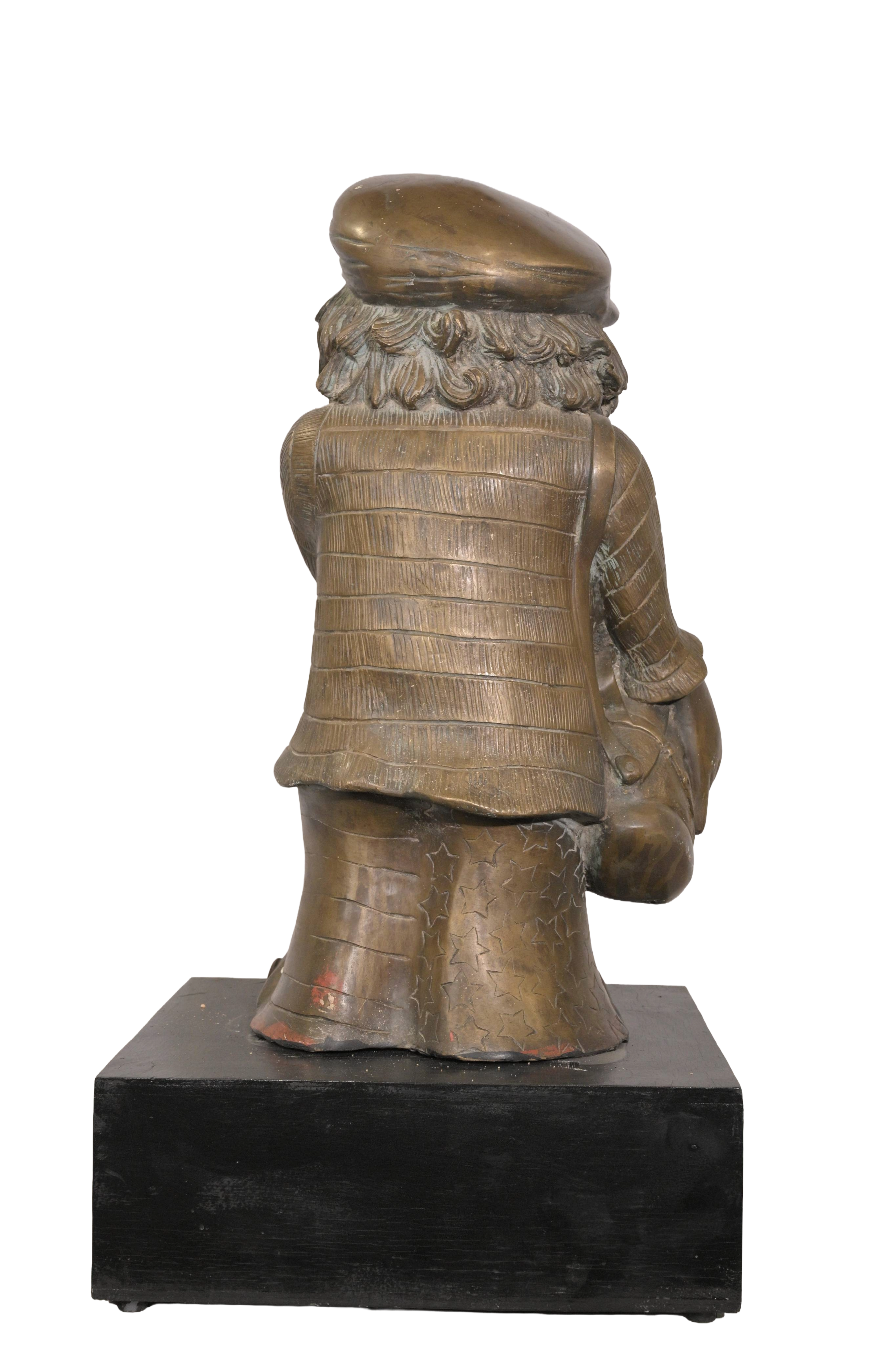 Whimsical Golfer Bronze Figurine
