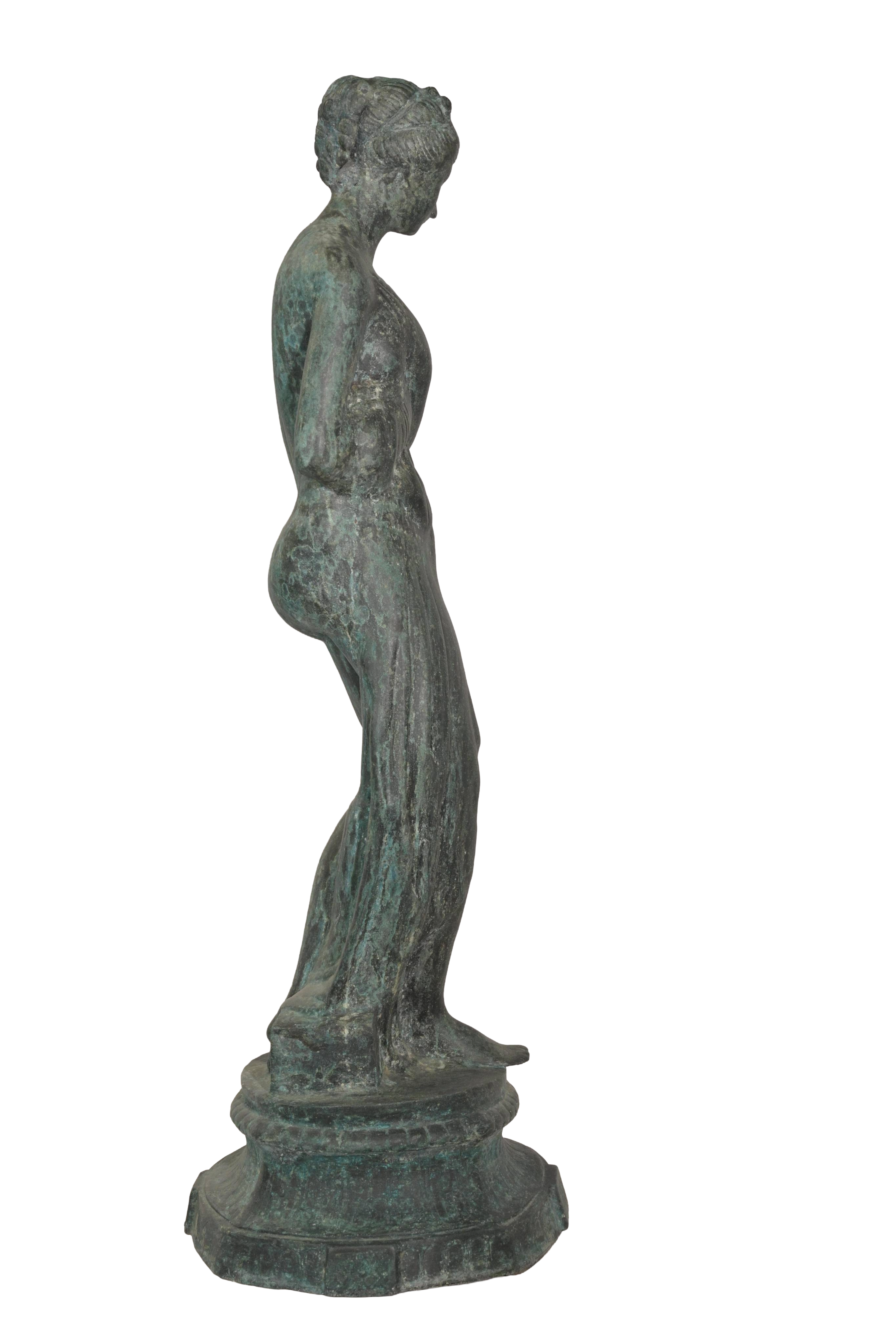 Grand Venus Italica Classical Bronze Sculpture