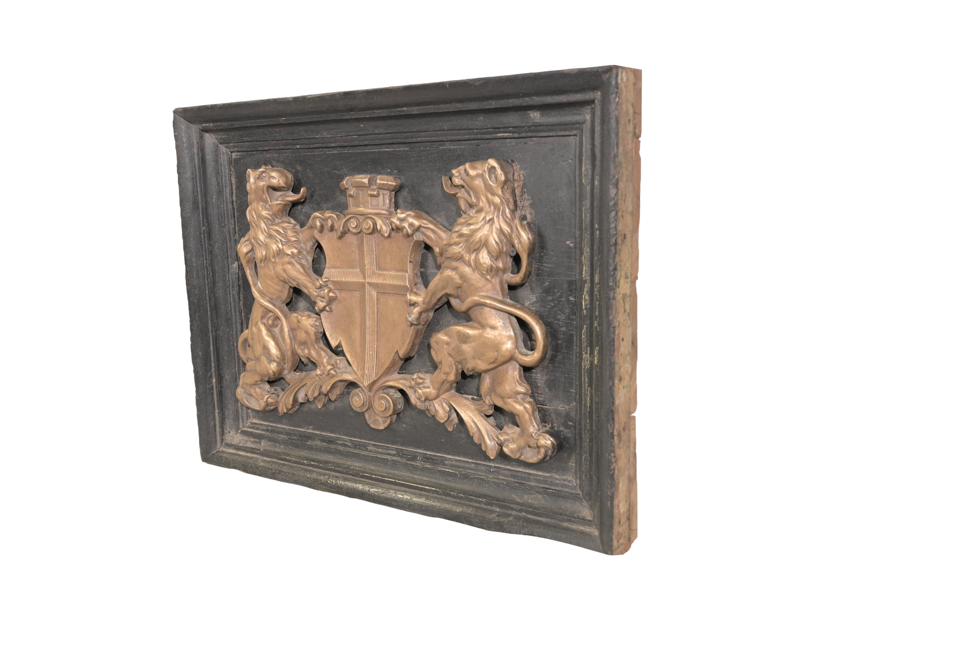 Colonial Lion Crest Wall Art