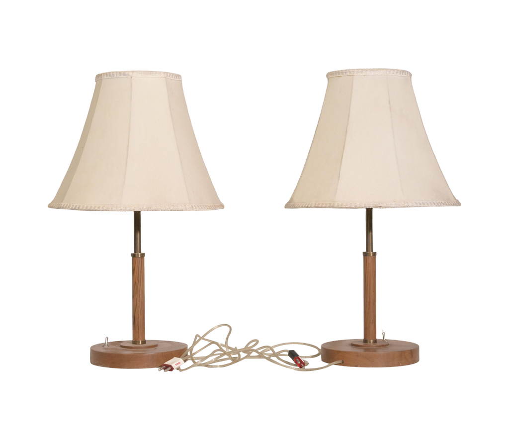 Colonial Heritage Wooden Table Lamp