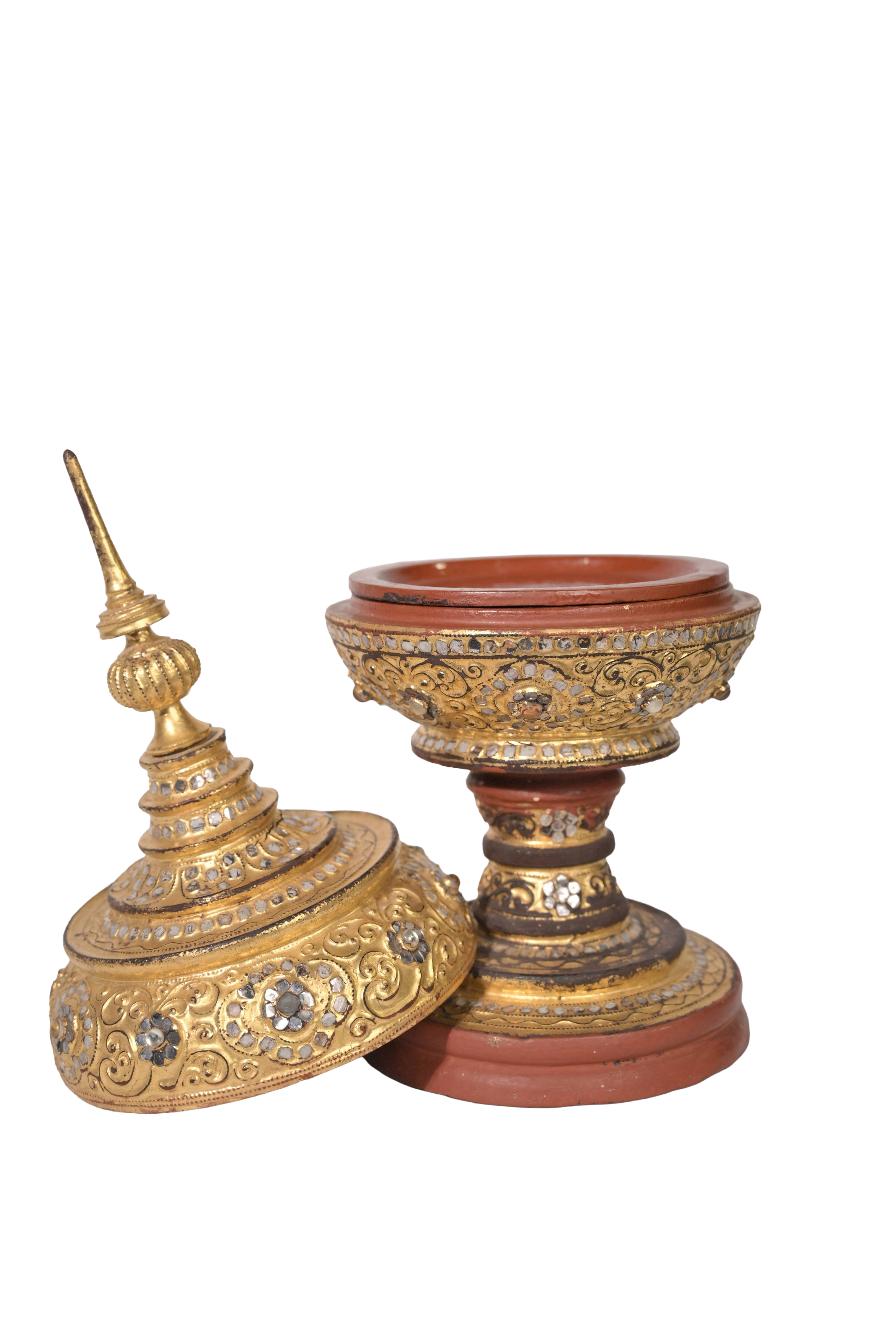 Classic Gilded Offering Bowl