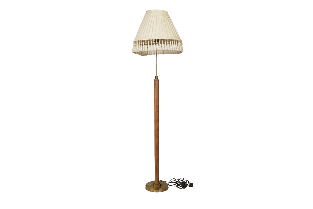 Colonial wooden Floor Lamp